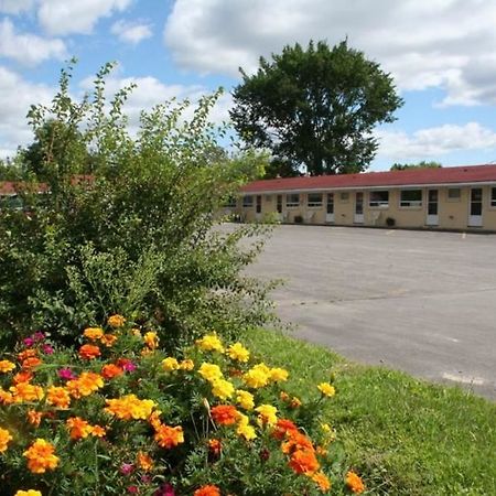 Avalon Motel Belleville Zewnętrze zdjęcie